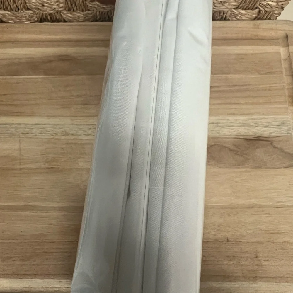 QUEEN Mattress Zippered Protector Waterproof, 12